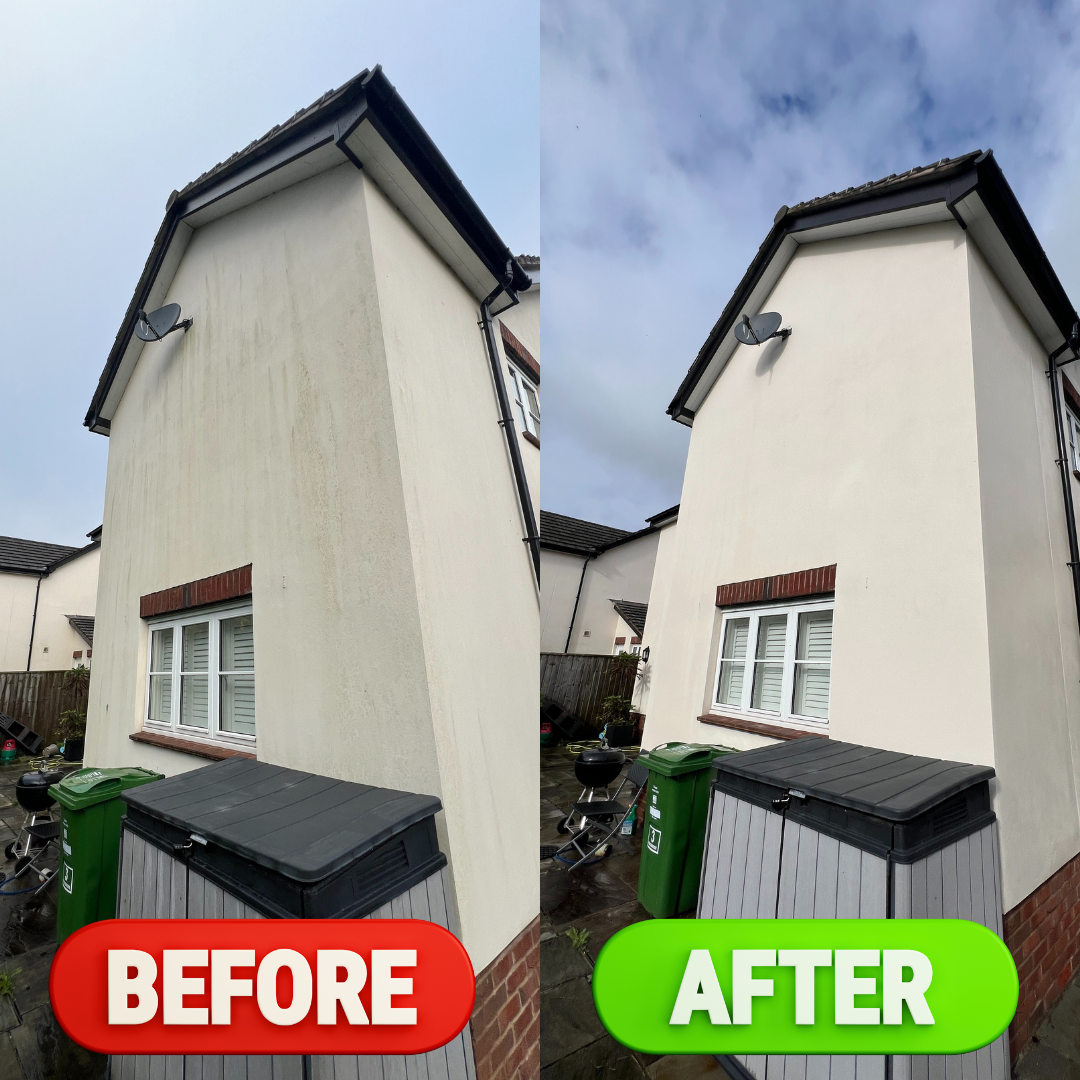 Soft washing render cleaning on a home in Exmouth